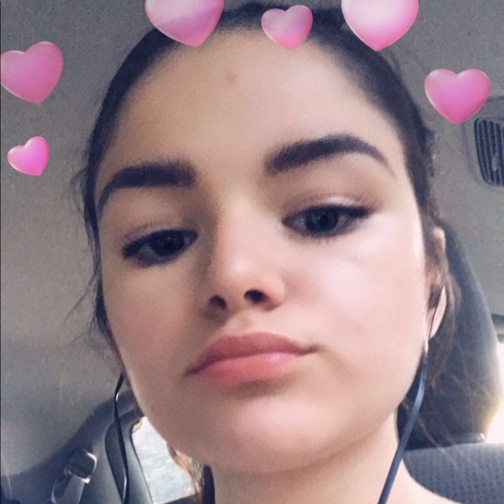 Meet your Posher, Samantha